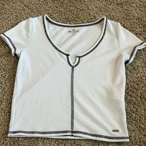 white cropped old Hollister cropped shirt